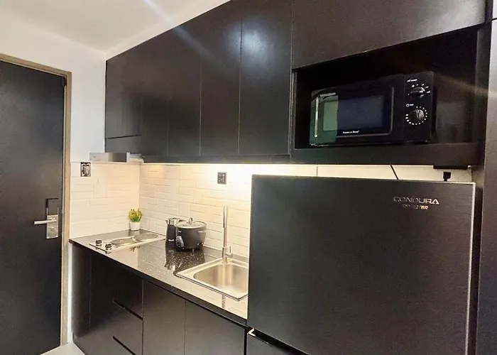 Castelo Smart Luxury At Fame Residences * Manila